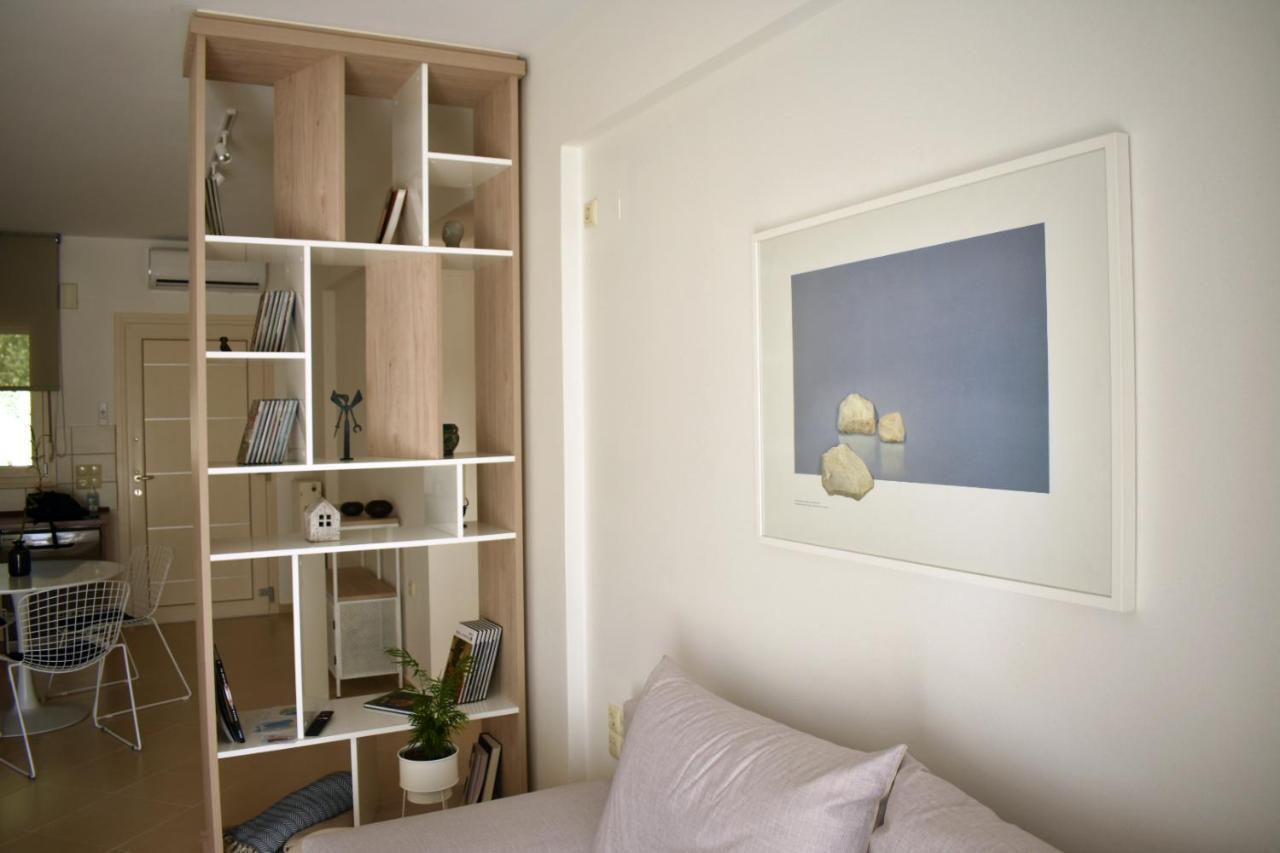 Gallery *